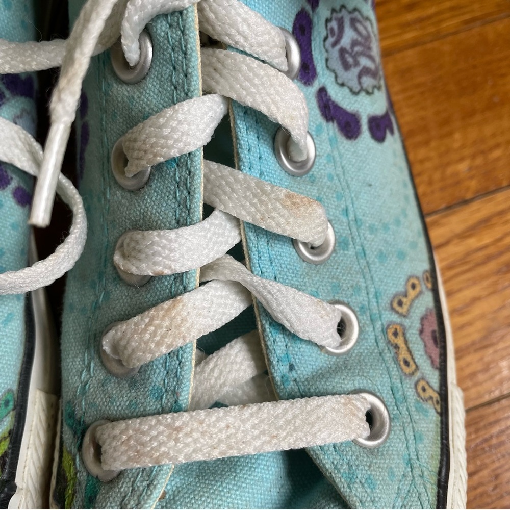 Custom Converse Low Tops - Picture 10 of 12